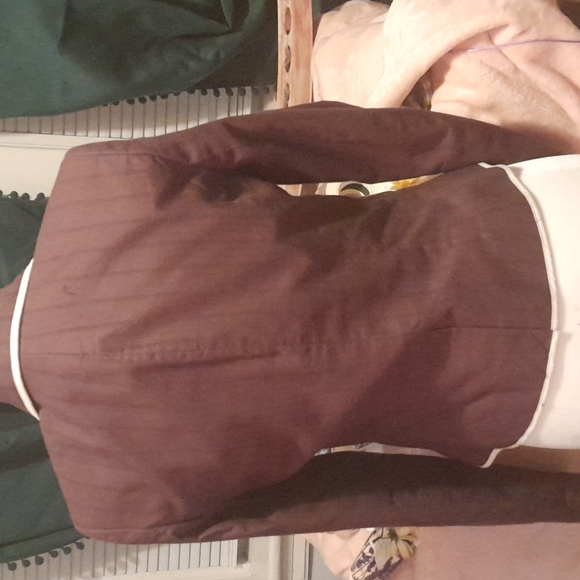 Blazer - Picture 5 of 8